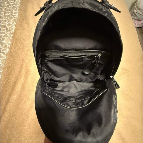 Michael Kors Kelsey Large Backpack - Picture 6 of 7